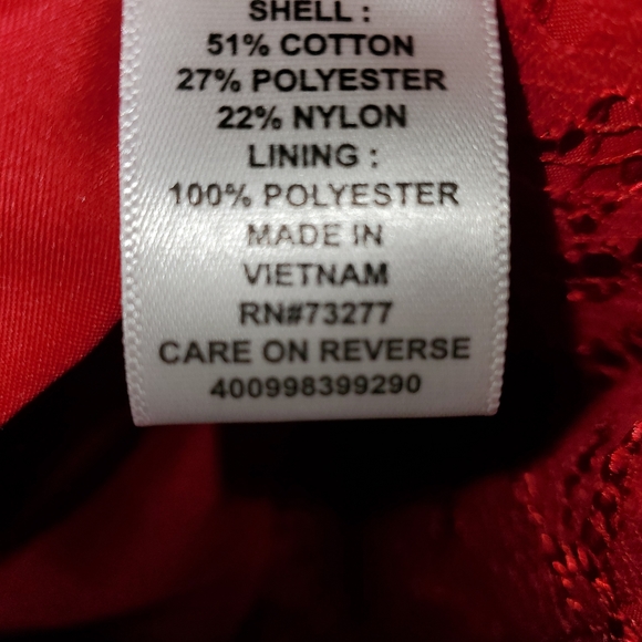 Elle Lady in Lace Red Dress size 2 - Picture 7 of 7